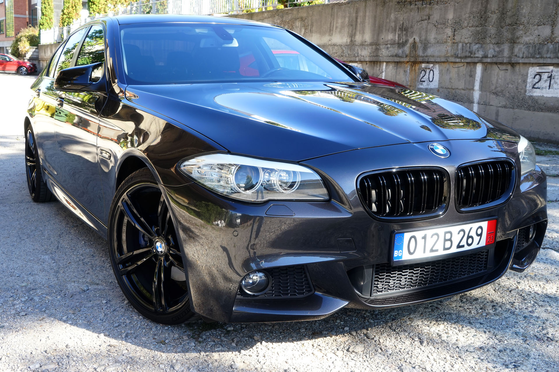 BMW 523i